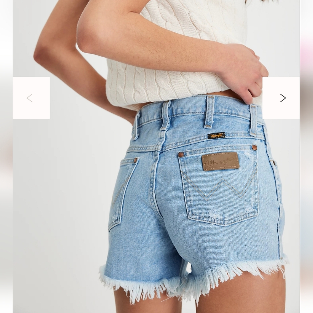 EUC Wrangler Redone Cut Off Shorts Size 24